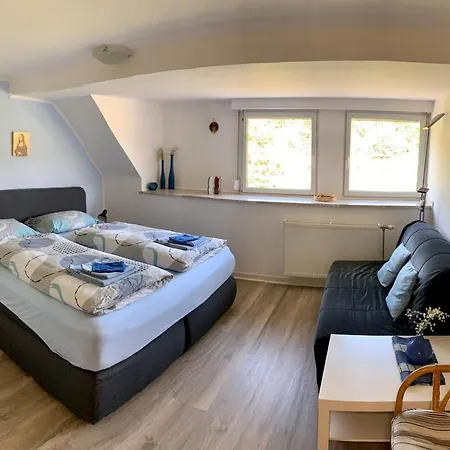 Bed & Breakfast Gaestehaus Mona Lisa 3*