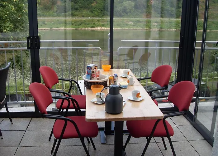 Bed & Breakfast Gaestehaus Mona Lisa 3*